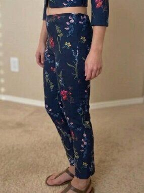 Anthropologie-Style Floral High-Waisted Navy Skinny Crop Pants M